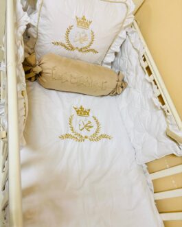 الطقم كامل مع التطريز